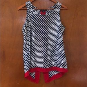 Small Zac & Rachel flowy tank